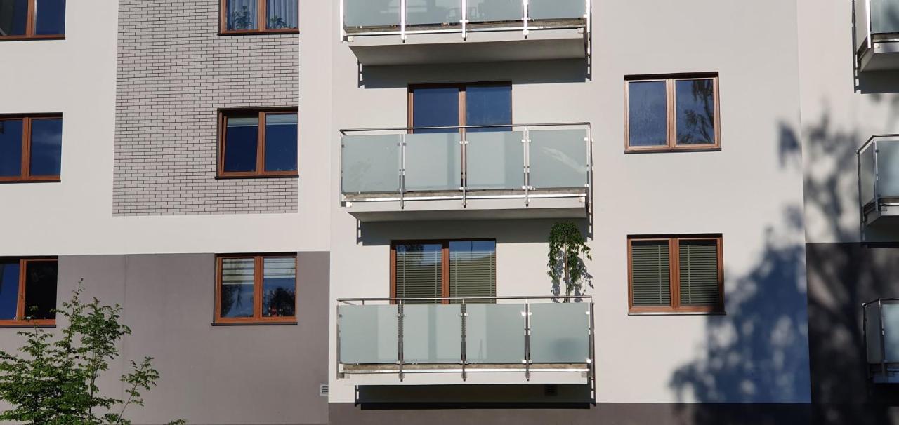 Apartament Piotr อิวาวา ภายนอก รูปภาพ