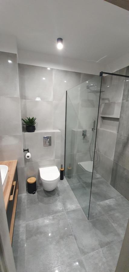 Apartament Piotr อิวาวา ภายนอก รูปภาพ