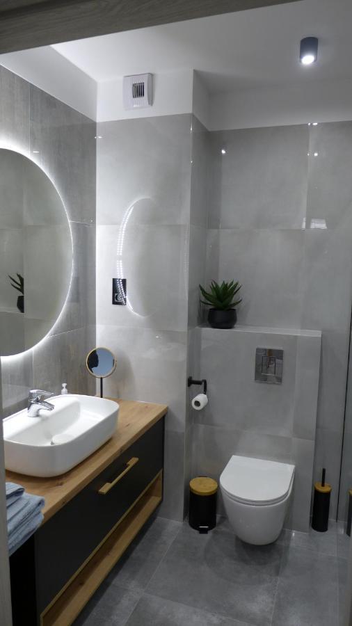 Apartament Piotr อิวาวา ภายนอก รูปภาพ