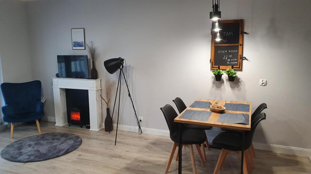 Apartament Piotr อิวาวา ภายนอก รูปภาพ